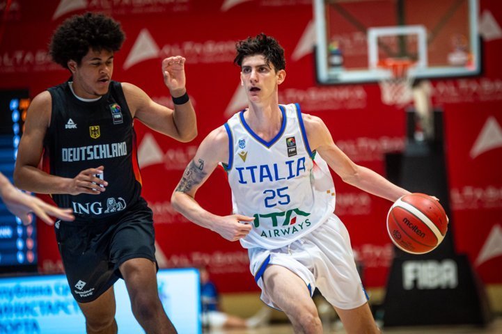 Una fase del match tra Italbasket U18M e Germania by Italbasket FB