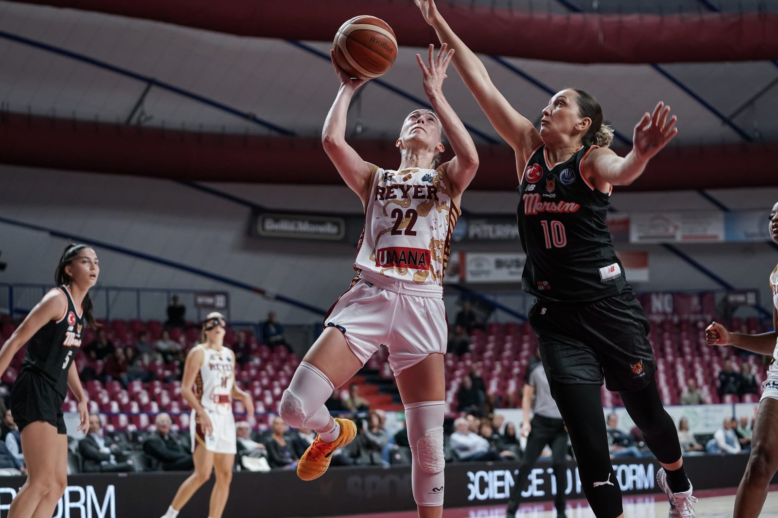 Reyer - Mersin